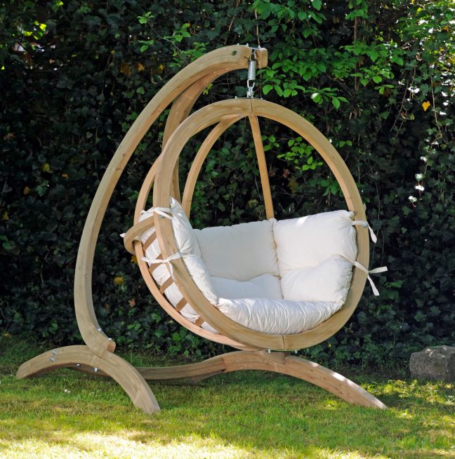 Hanging Globo Chair with Stand in Garden