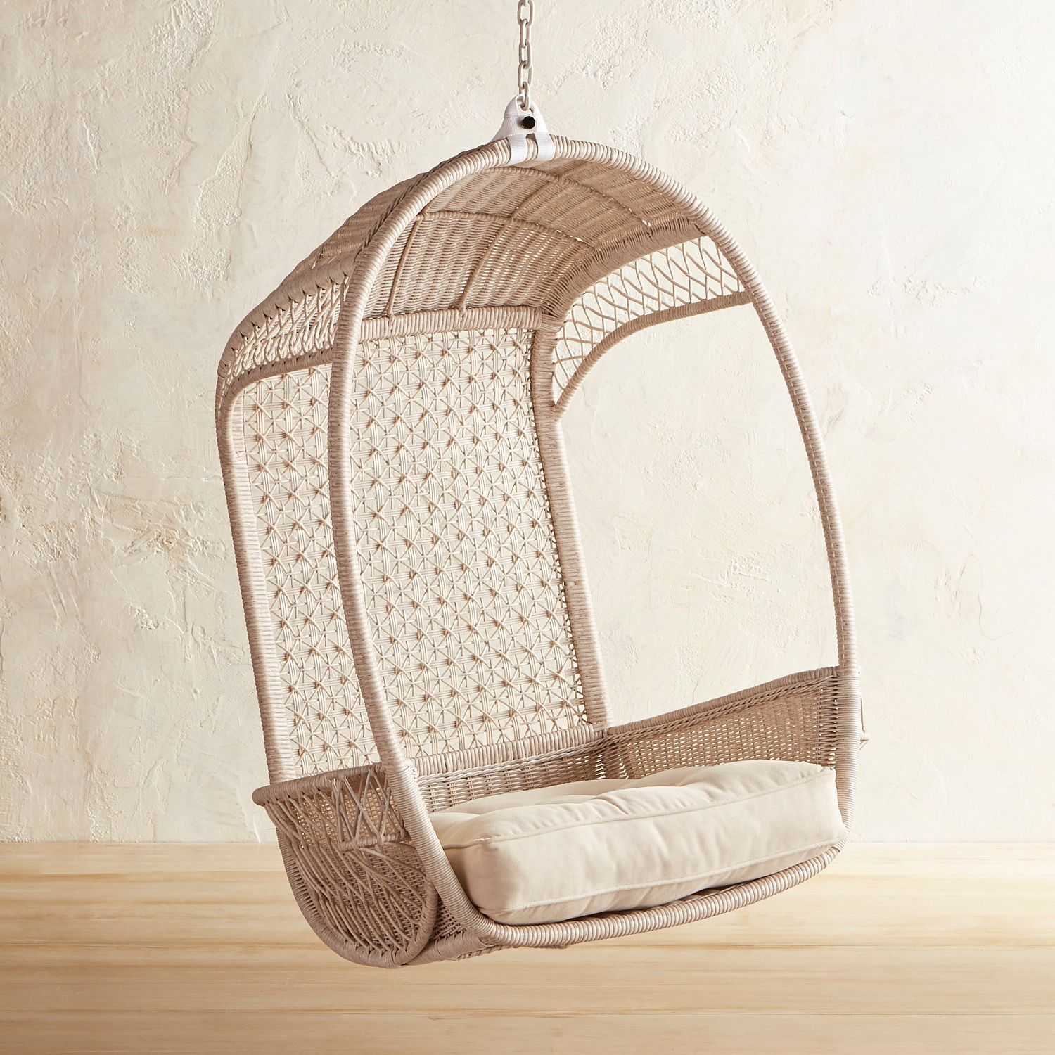 review-swingasan-hanging-chair-pier1-natural
