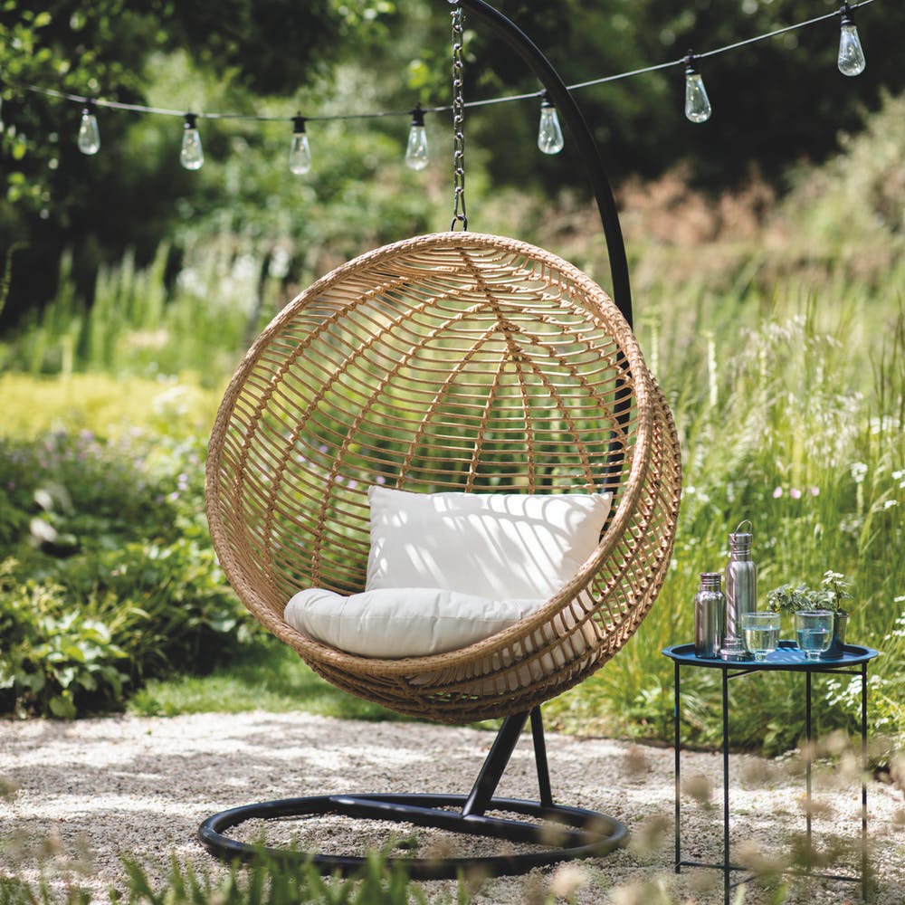 Outdoor Hanging Chair Everything You, Free Standing Hanging Garden Chair