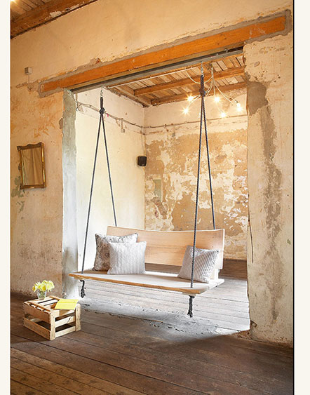 simple-rustic-minimal-hanging-bench-wooden-self-made-hanging-from-ceiling-slider-2