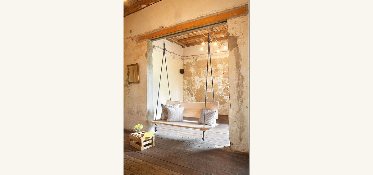 simple-rustic-minimal-hanging-bench-wooden-self-made-hanging-from-ceiling-slider