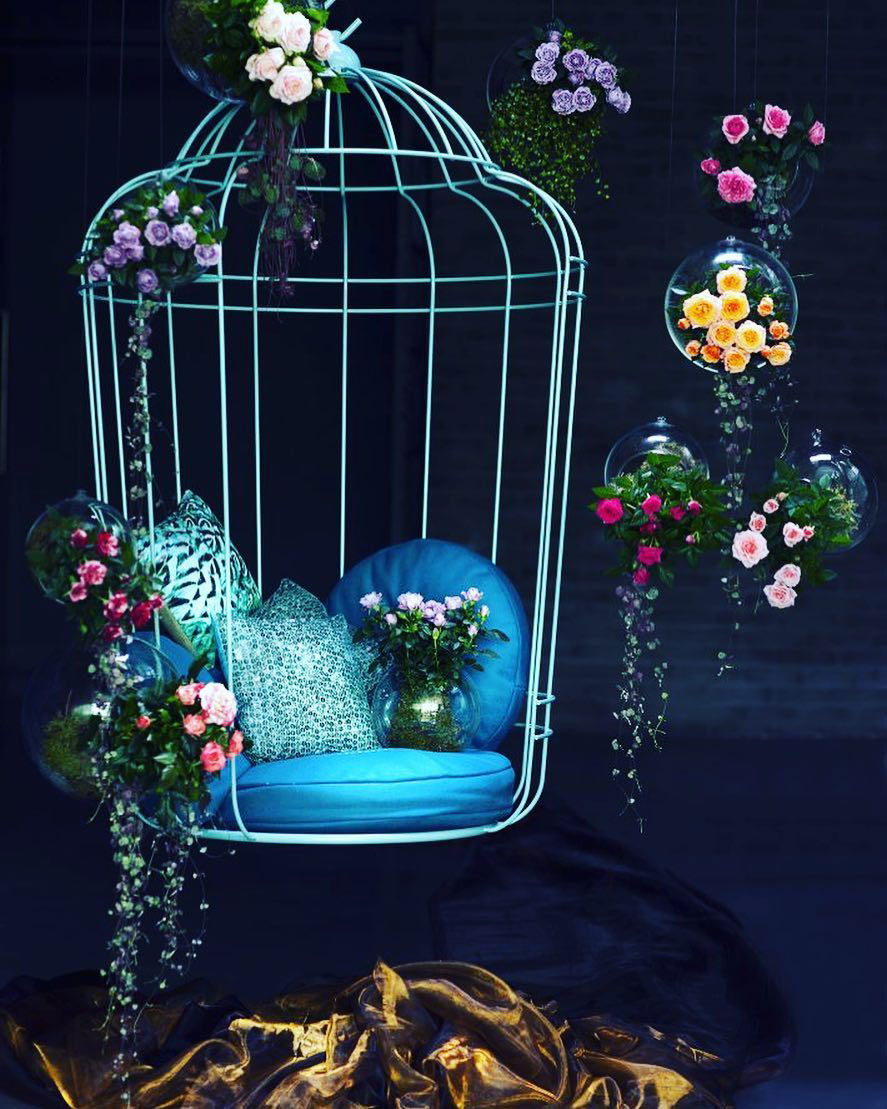 bird-cage-hanging-chair-design-by-ontwerpduo-2